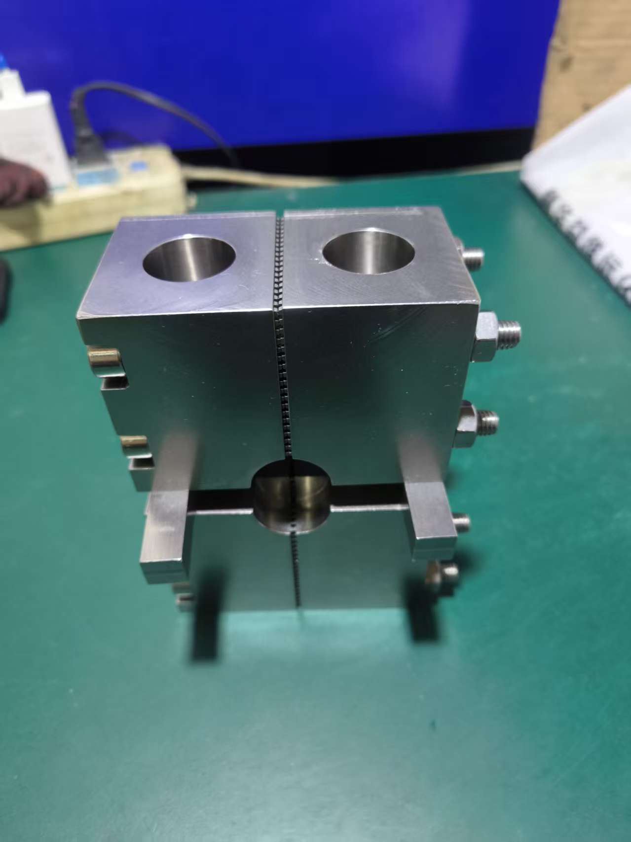 ASTM D6641 高温夹具(GH4169)